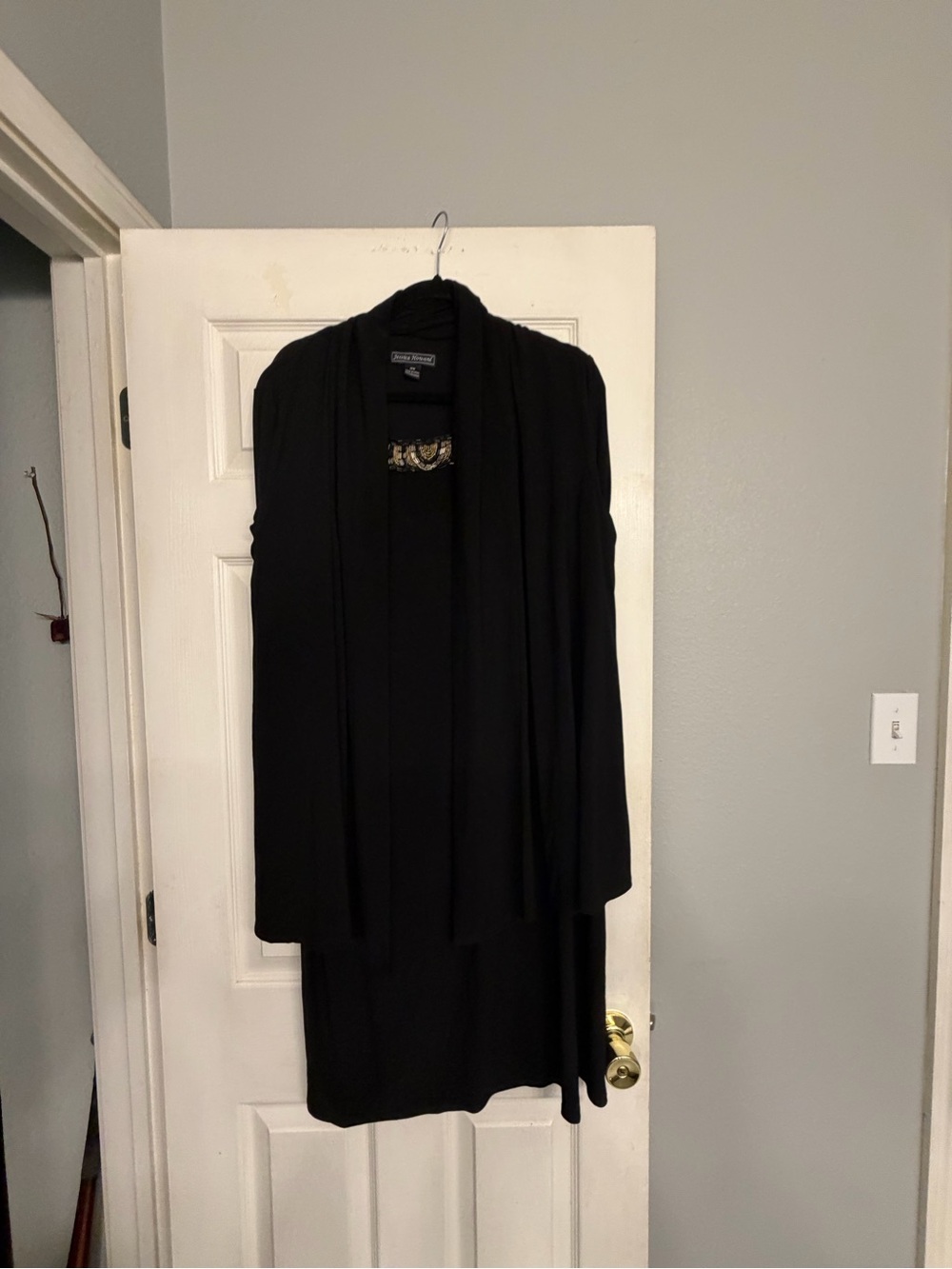 Jessica Howard Black Dress